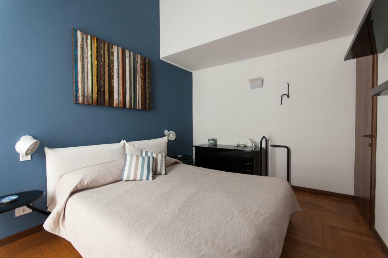 Fancy Blue Duomo Duplex Apartement Milán Exterior foto